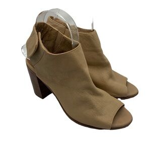 Steve Madden Nonstp Tan Leather Ankle Strap Stacked Heel Booties Size 7